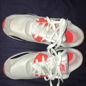 Nike air max infrared